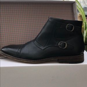 Mens Black boots